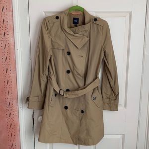 Gap Trenchcoat